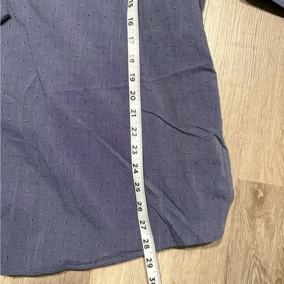 UNTUCKit Men's Blue Button Down Shirt - Picture 5 of 7